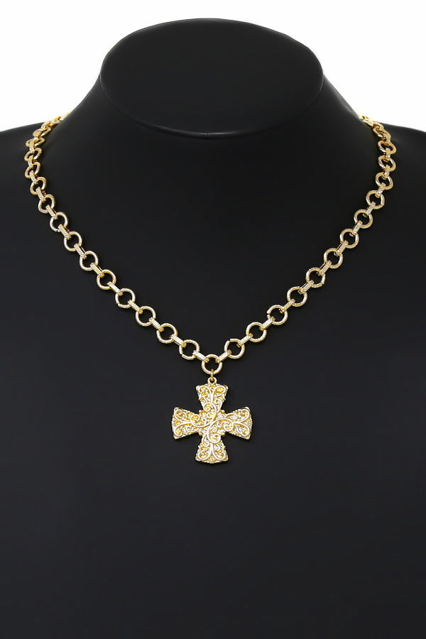 Textured Cross Pendant Round Link Short Necklace – US Jewelry House